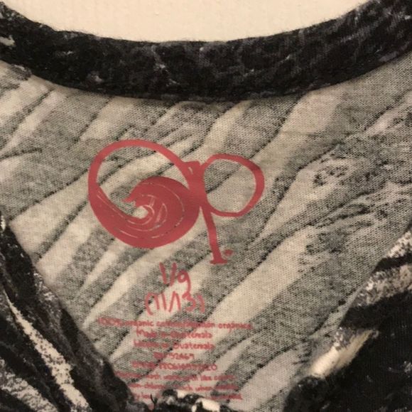 Women’s Ocean Pacific tank in great color - Picture 2 of 4